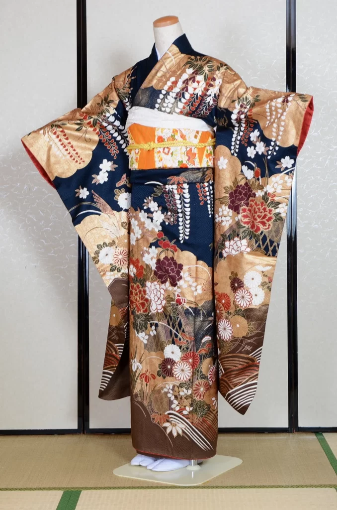 Furisode Kimono FK1-768 Dress Form