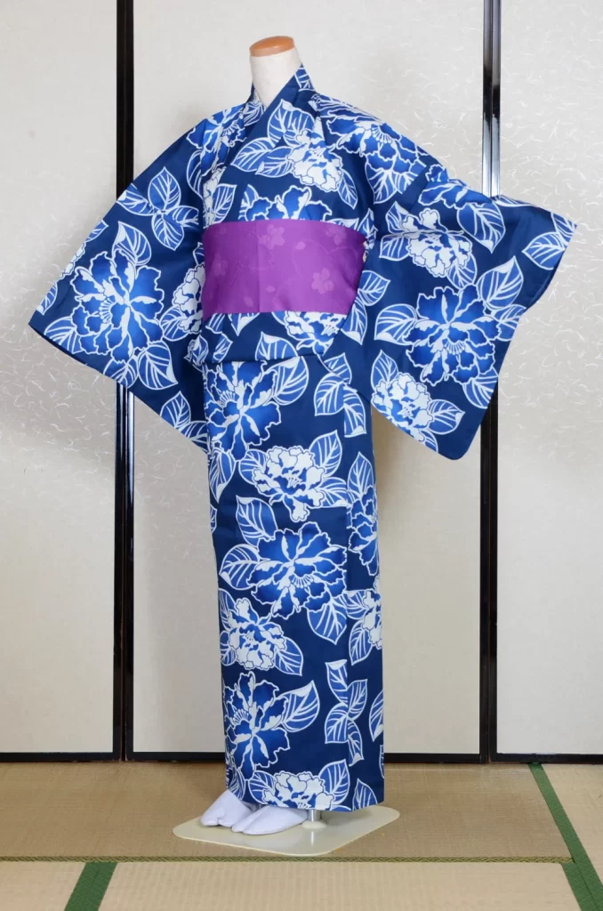 Furisode Kimono Dress Form