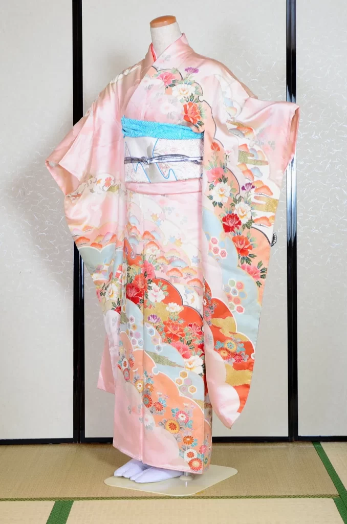 Furisode Kimono FK1-441 Dress Form