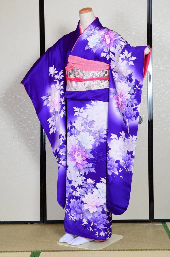 Furisode Kimono FK1-230 Dress Form