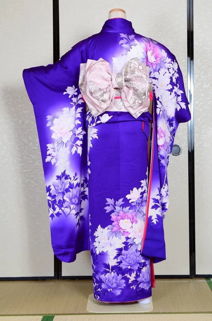 Furisode Kimono FK1-230 Dress Form