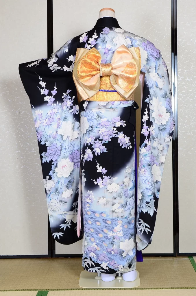 Furisode Kimono FK1-232 Dress Form