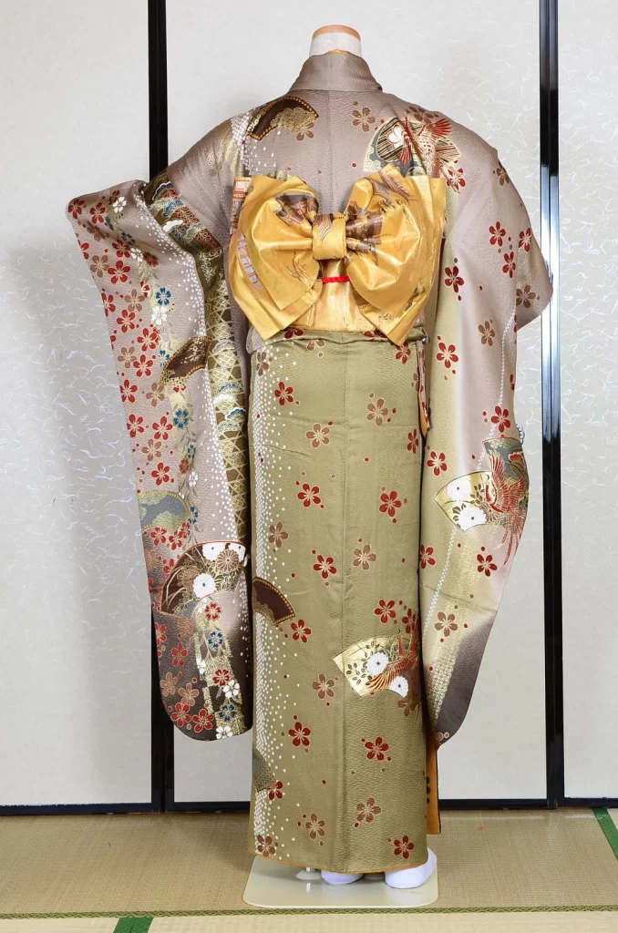 Furisode Kimono FK1-233 Dress Form
