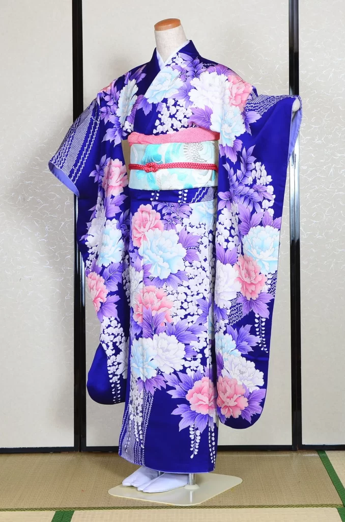 Furisode Kimono FK1-235 Dress Form