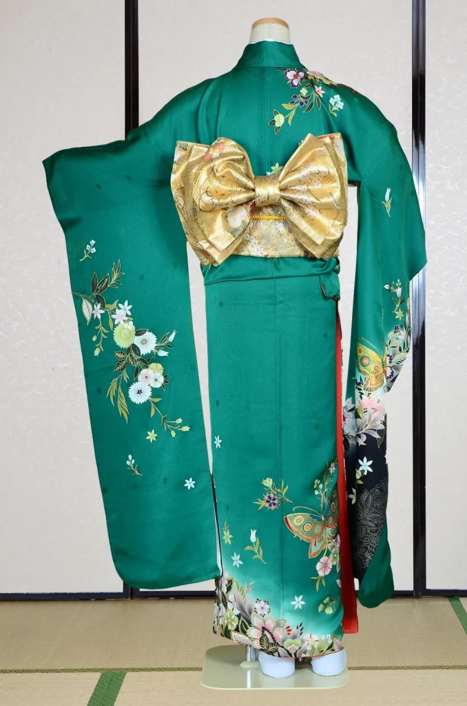 Furisode Kimono FK1-310 Dress Form