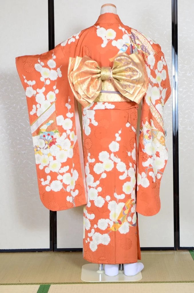 Furisode Kimono FK1-323 Dress Form