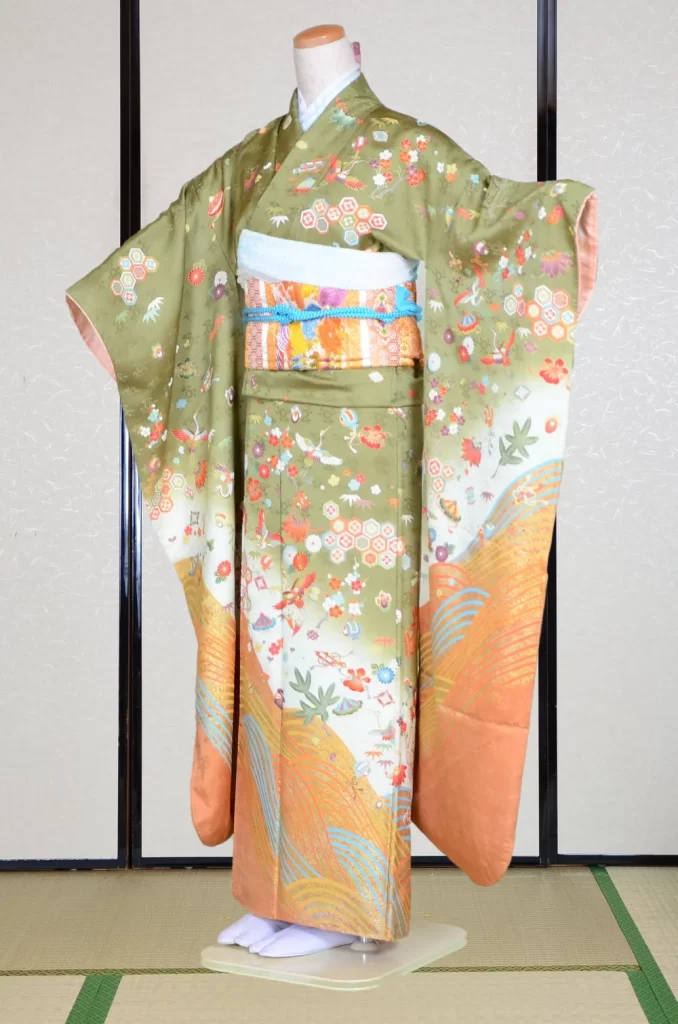 Furisode Kimono FK1-352 Dress Form