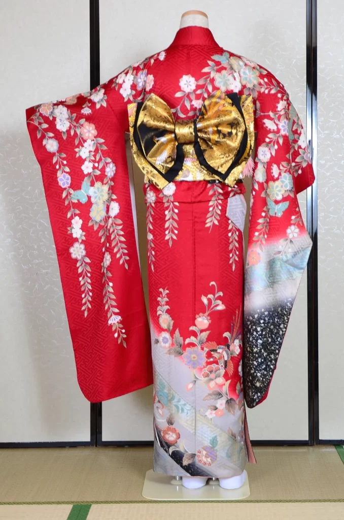 Furisode Kimono FK1-353 Dress Form