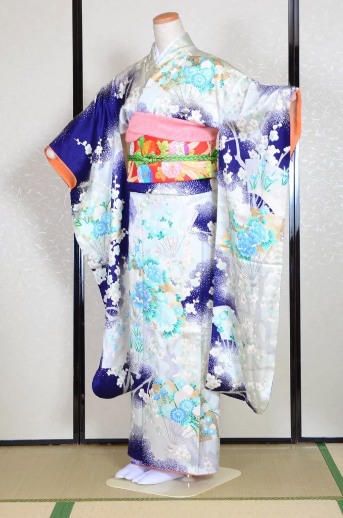 Furisode Kimono FK1-356 Dress Form