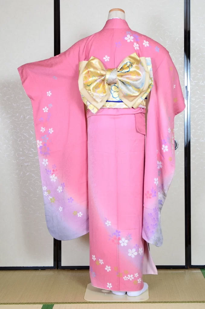 Furisode Kimono FK1-367 Dress Form