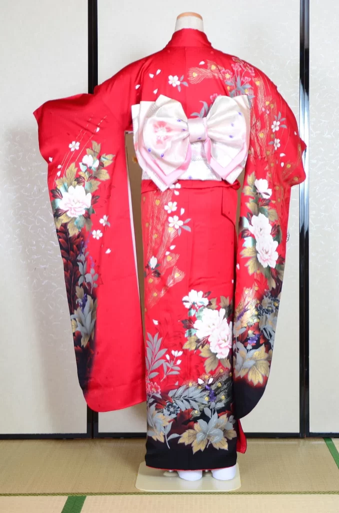 Furisode Kimono FK1-369 Dress Form