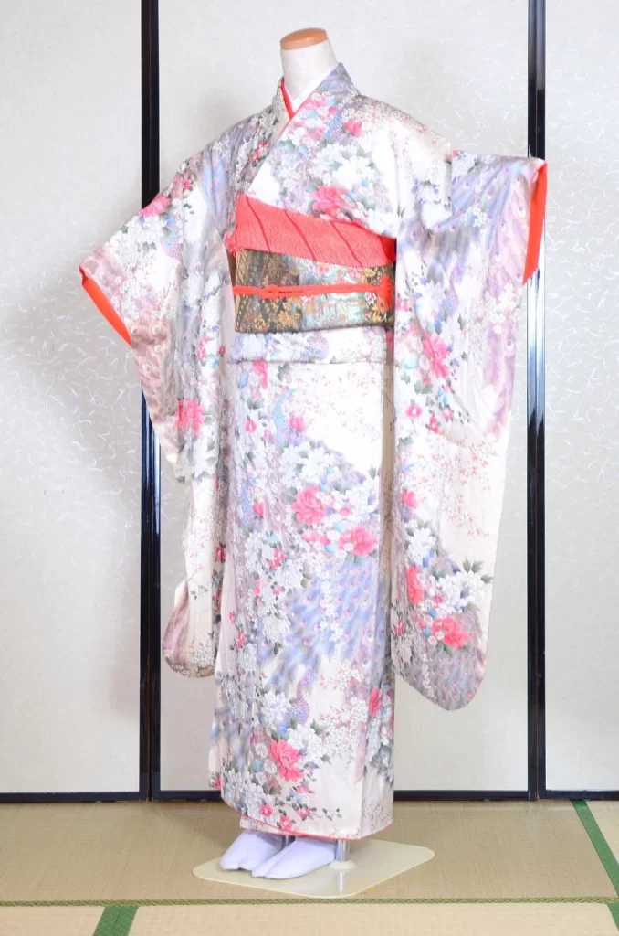 Furisode Kimono FK1-370 Dress Form