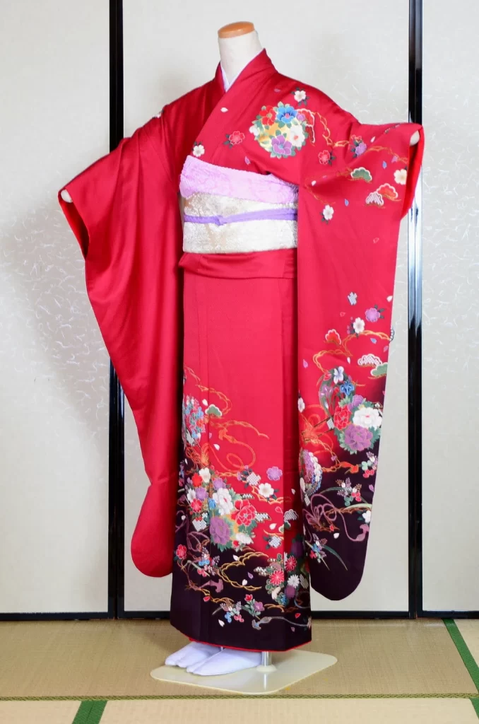 Furisode Kimono FK1-373 Dress Form