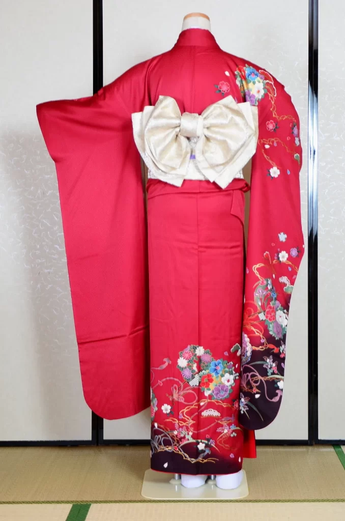 Furisode Kimono FK1-373 Dress Form