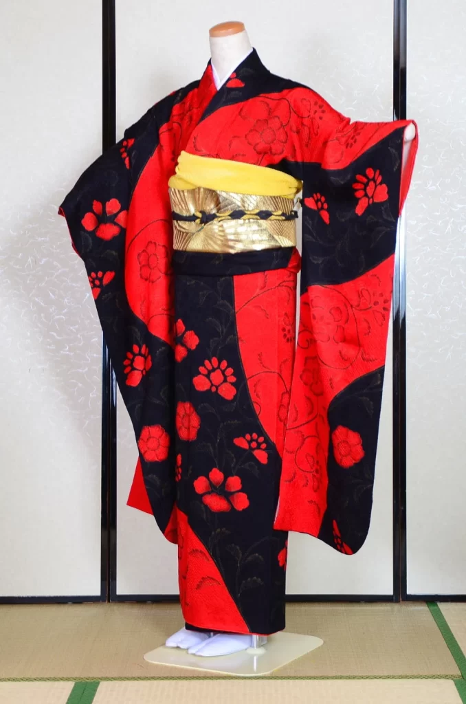 Furisode Kimono FK1-383 Dress Form