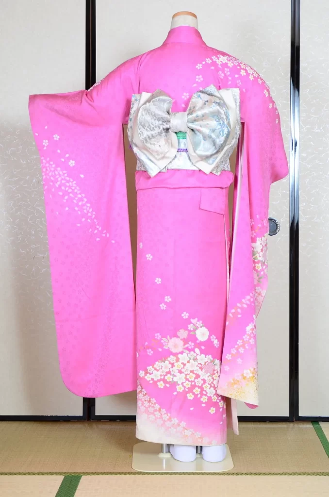 Furisode Kimono FK1-385 Dress Form