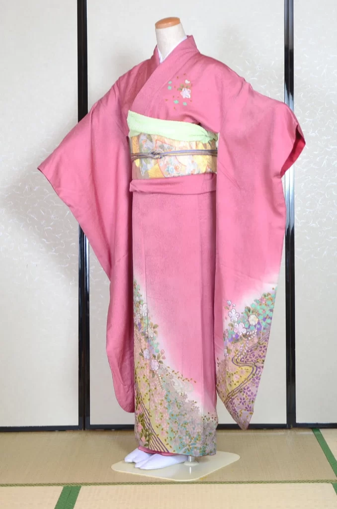 Furisode Kimono FK1-427 Dress Form