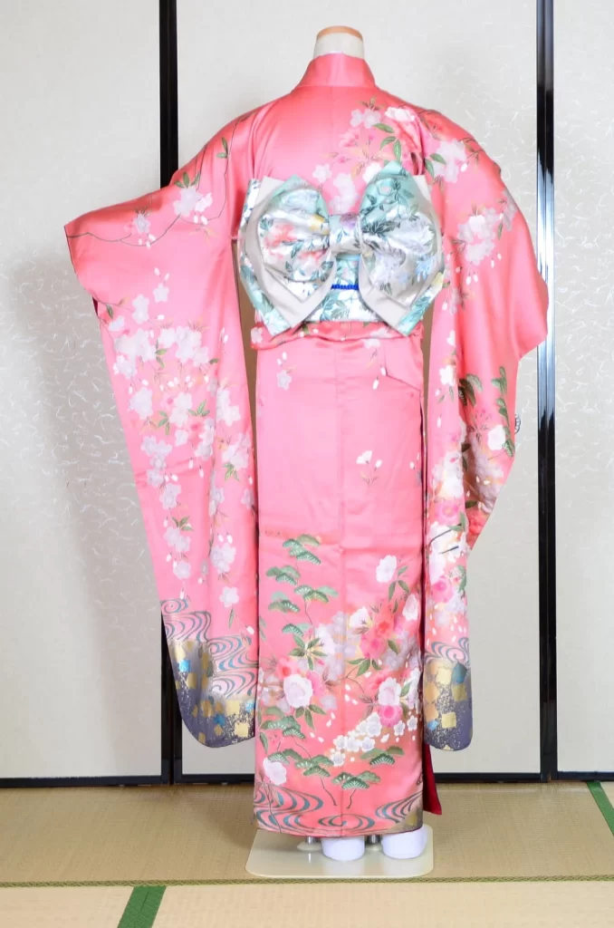 Furisode Kimono FK1-428 Dress Form