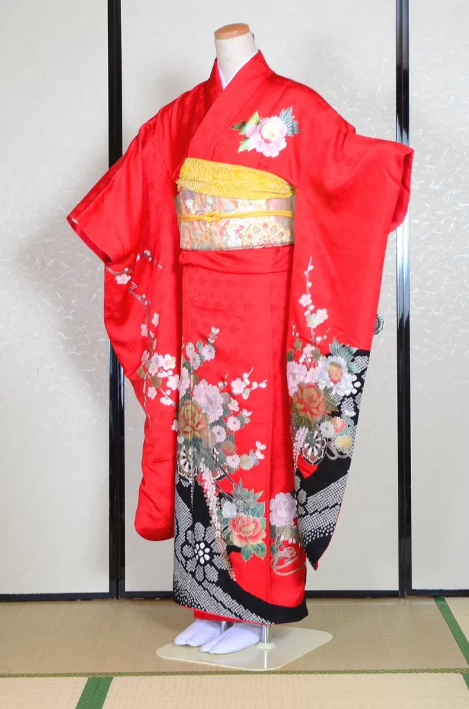 Furisode Kimono FK1-432 Dress Form