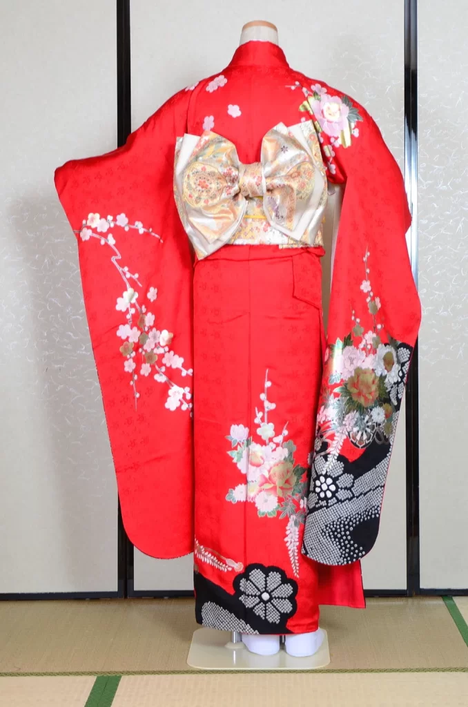 Furisode Kimono FK1-432 Dress Form