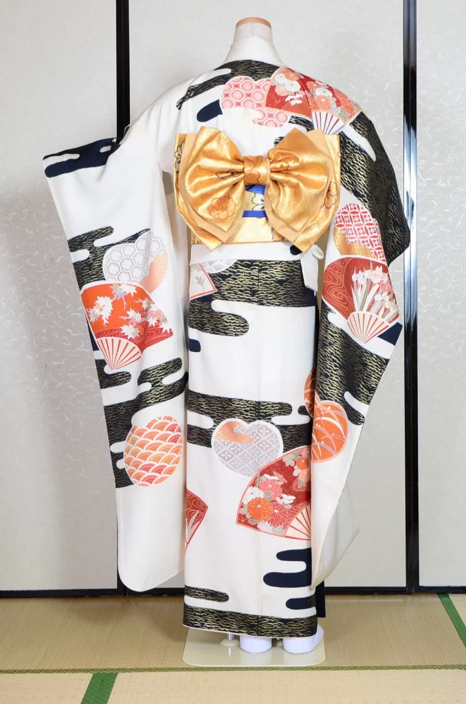 Furisode Kimono FK1-439 Dress Form