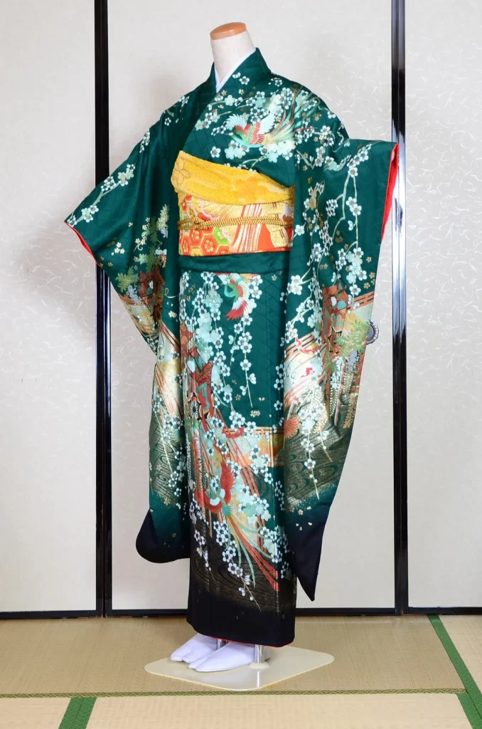 Furisode Kimono FK1-440 Dress Form
