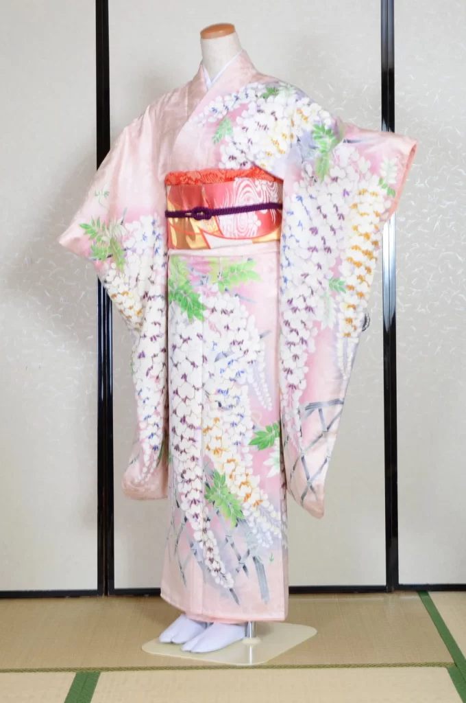Furisode Kimono FK1-562 Dress Form