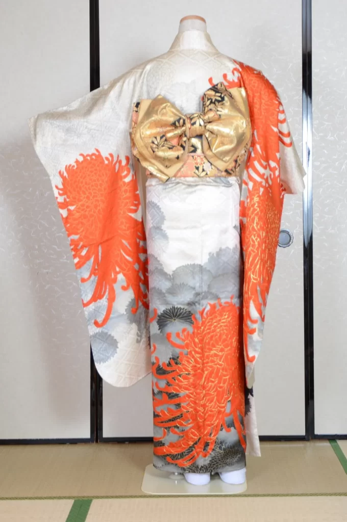 Furisode Kimono FK1-566 Dress Form