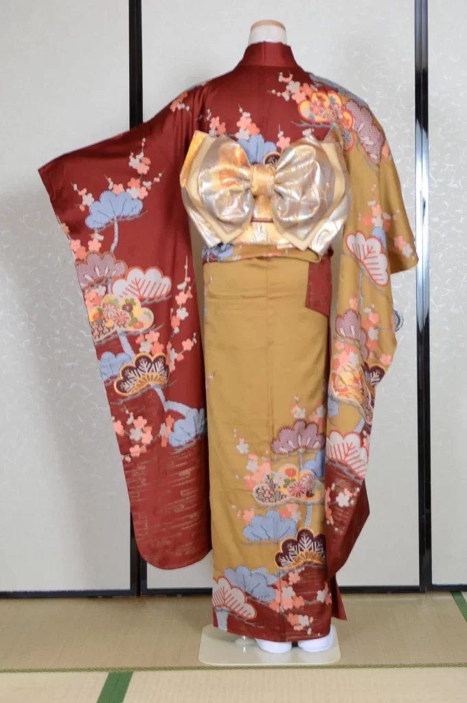Furisode Kimono FK1-569 Dress Form