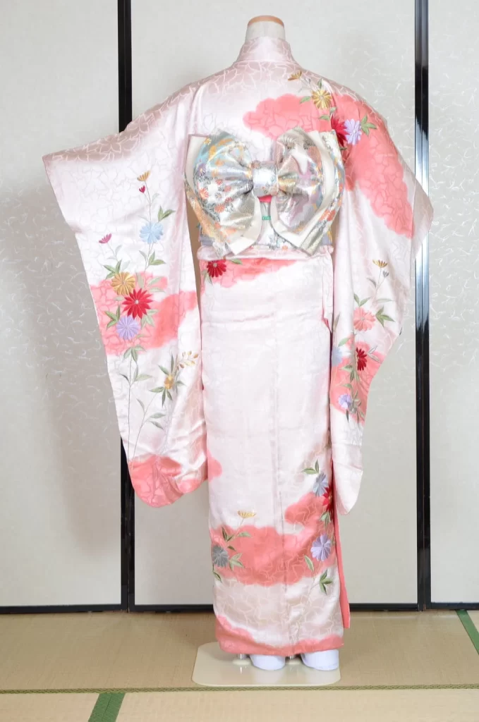 Furisode Kimono FK1-573 Dress Form