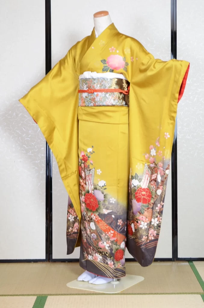 Furisode Kimono FK1-576 Dress Form
