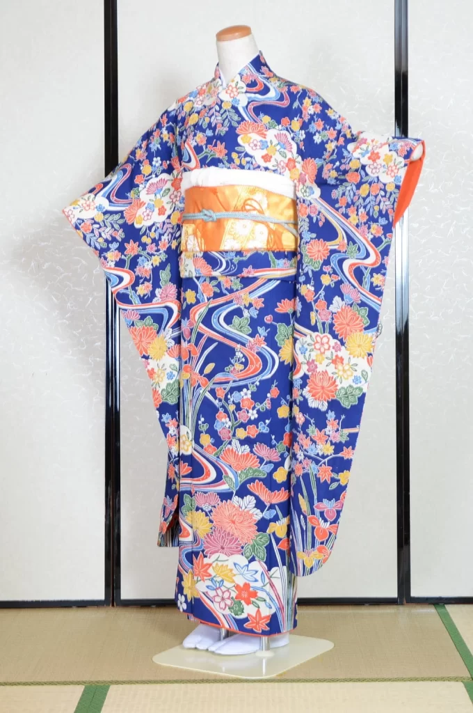 Furisode Kimono FK1-578 Dress Form