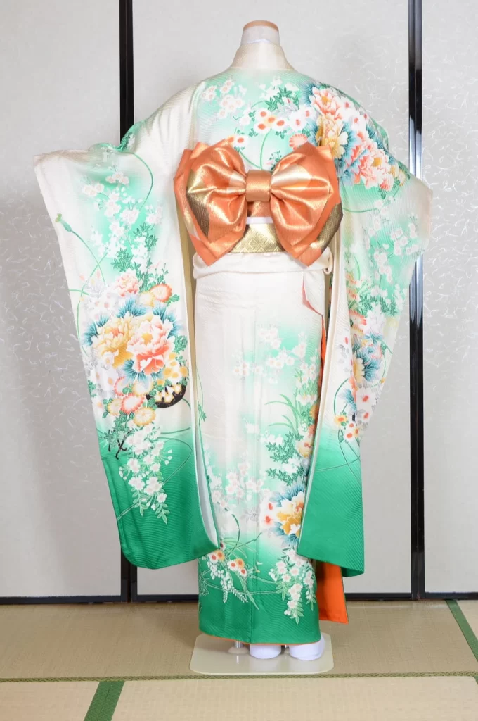 Furisode Kimono FK1-543 Dress Form