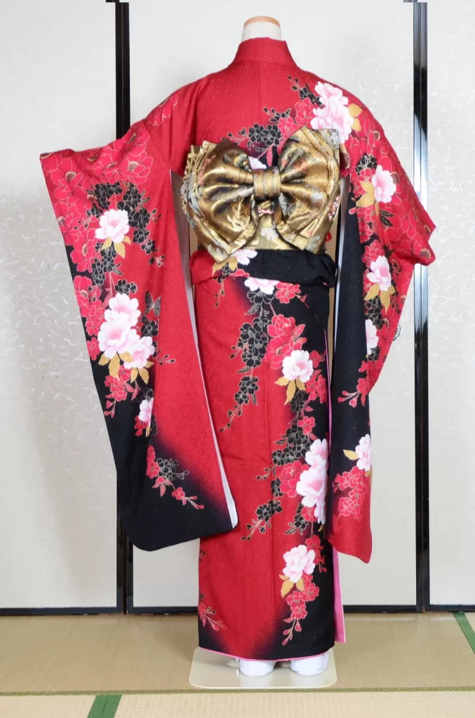 Furisode Kimono FK1-584 Dress Form