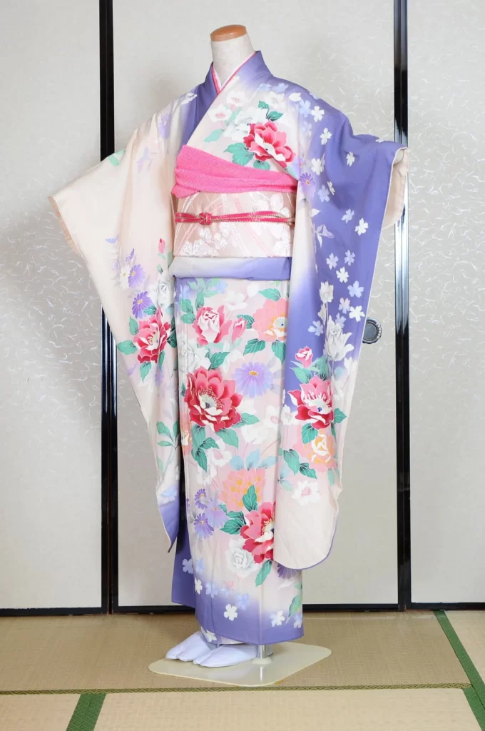 Furisode Kimono FK1-528 Dress Form