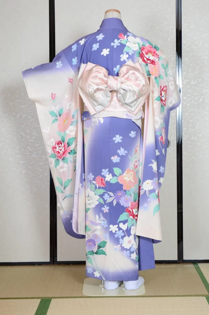 Furisode Kimono FK1-528 Dress Form