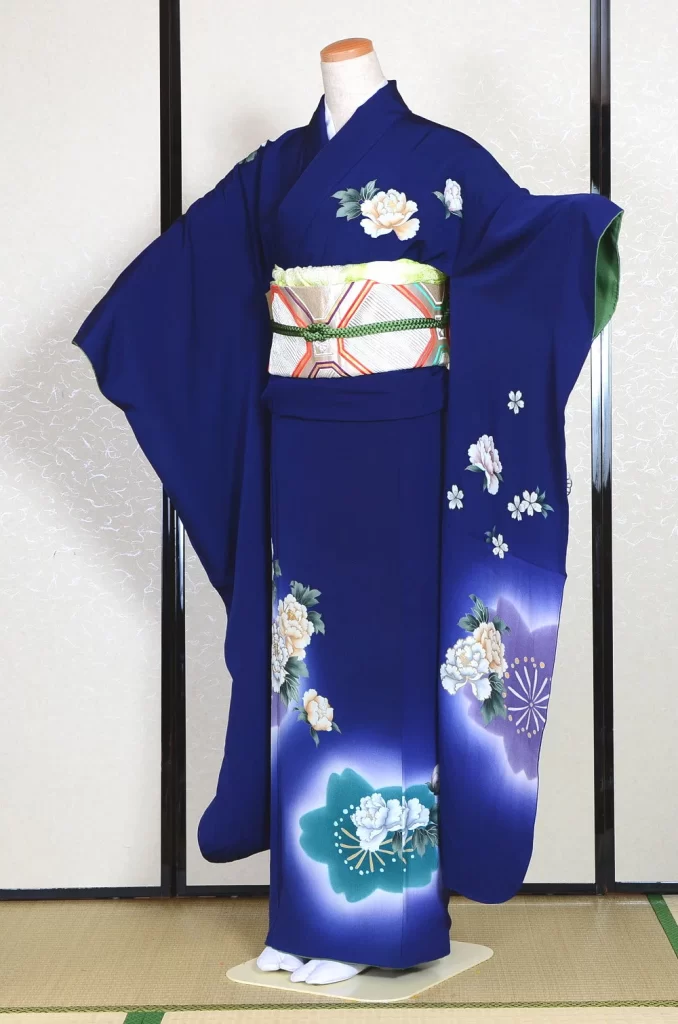 Furisode Kimono Dress Form