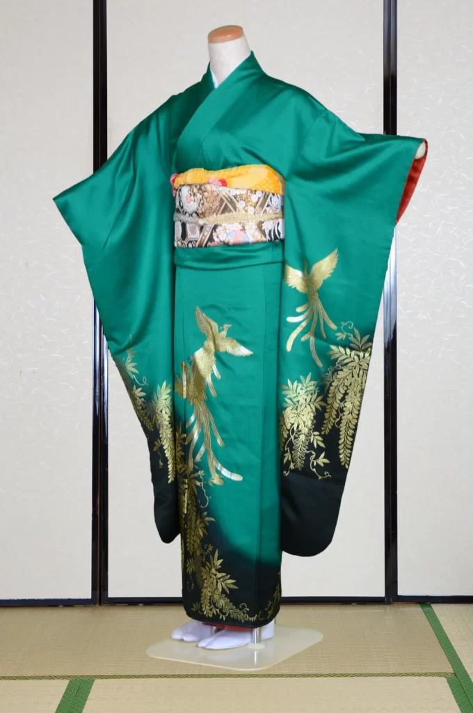 Furisode Kimono FK1-547 Dress Form