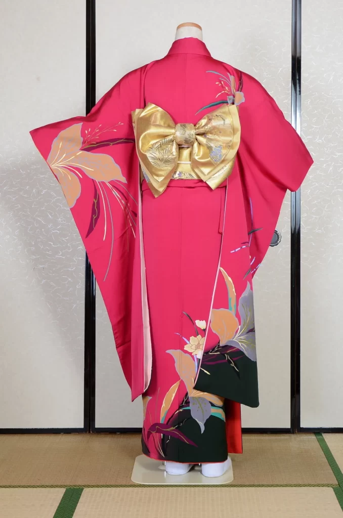 Furisode Kimono FK2-069 Dress Form