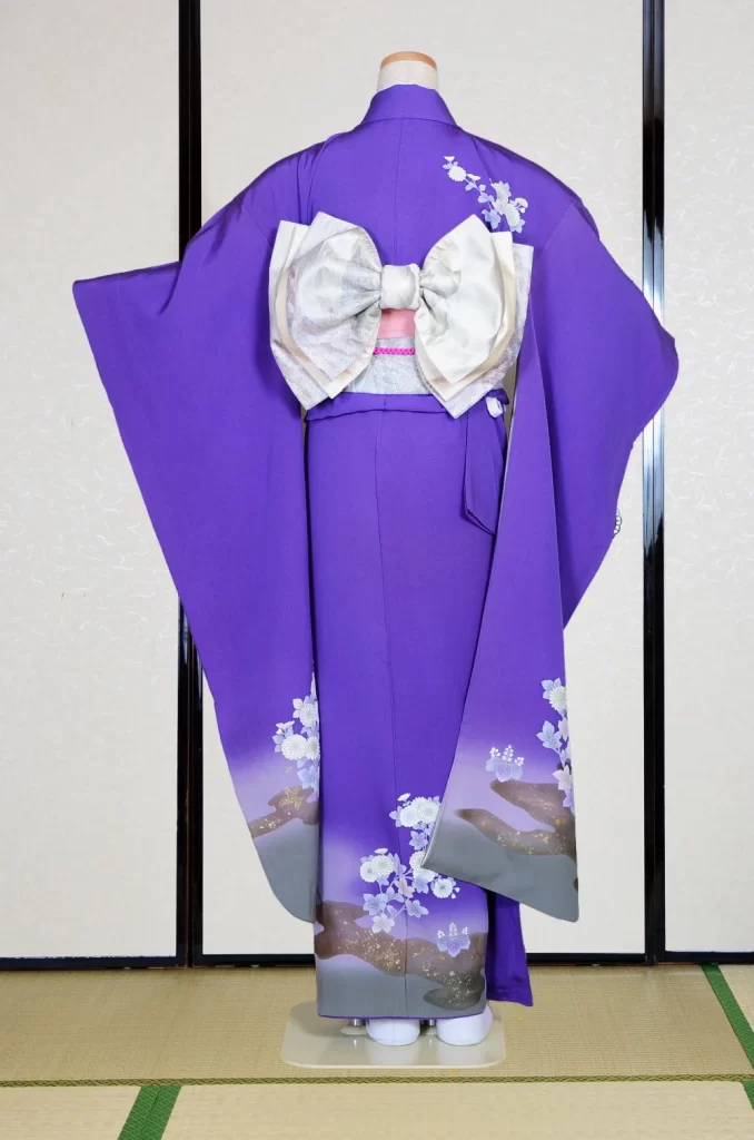 Furisode Kimono FK2-073 Dress Form