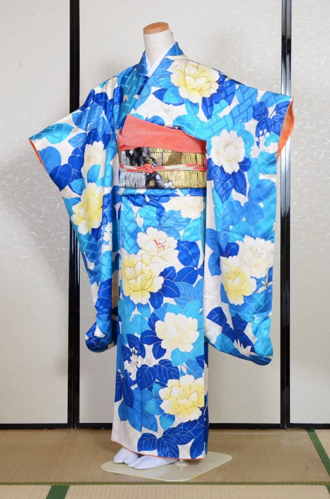 Furisode Kimono FK2-209 Dress Form