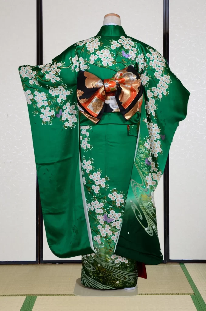 Furisode Kimono FK2-225 Dress Form