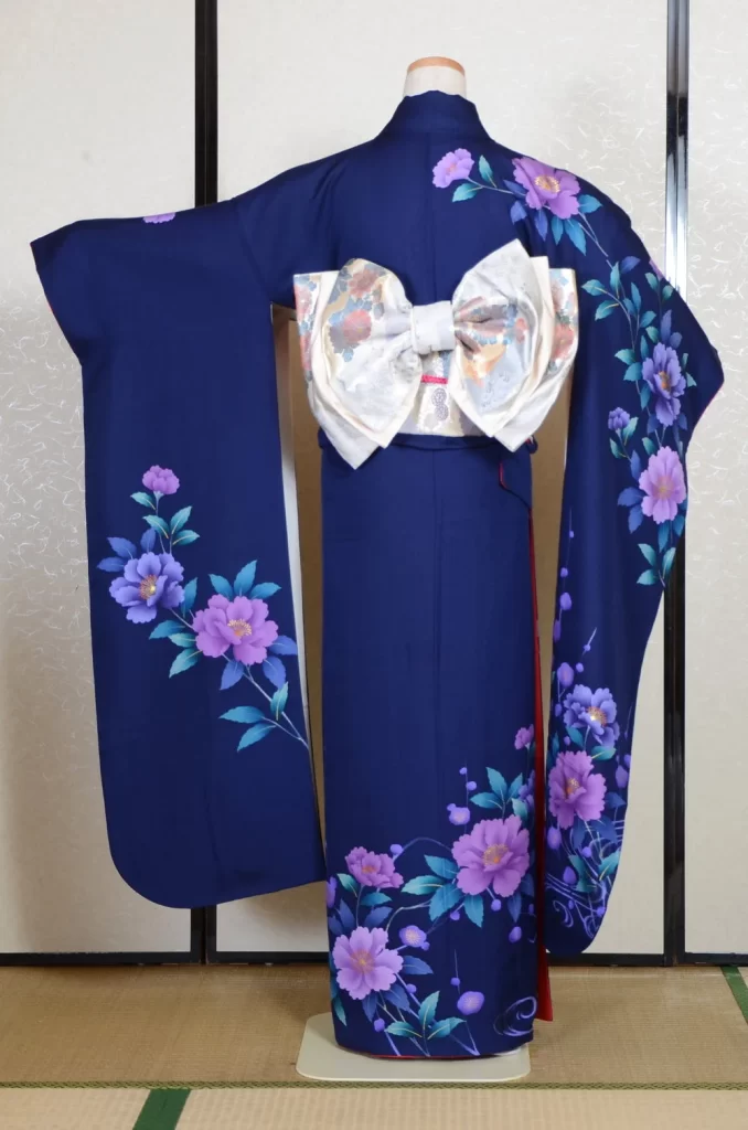 Furisode Kimono FK2-255 Dress Form