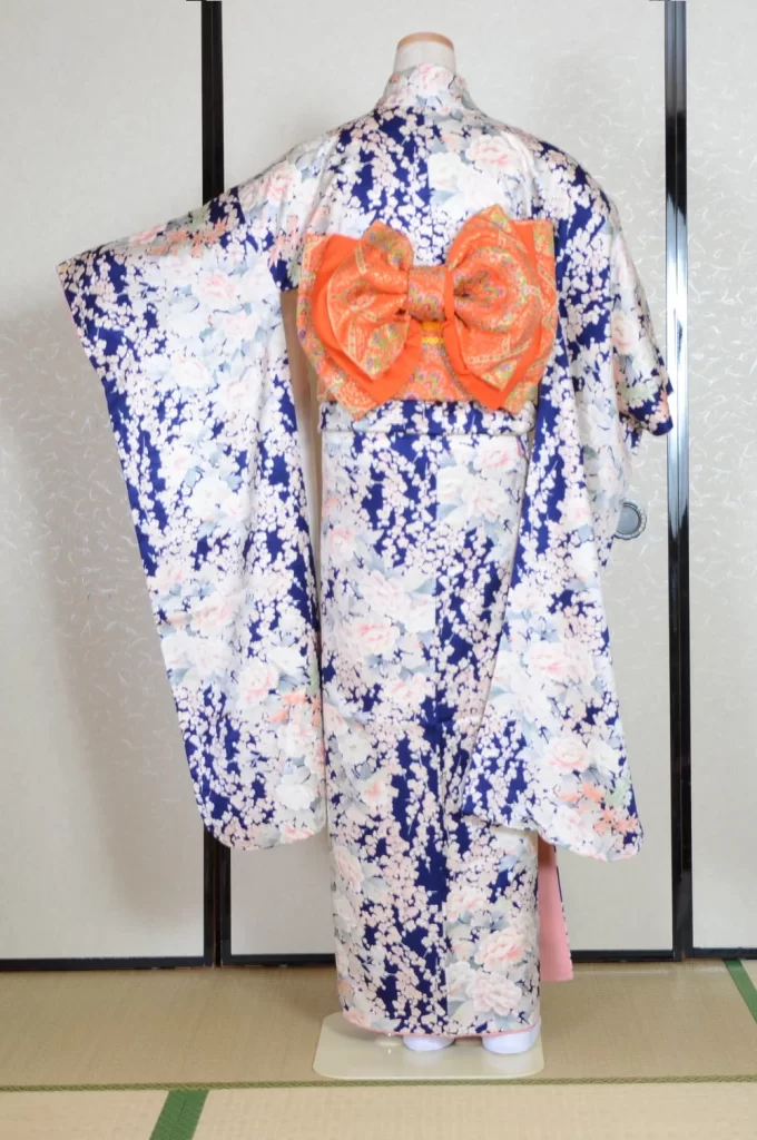 Furisode Kimono FK1-556 Dress Form
