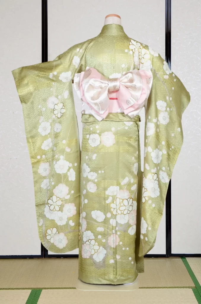 Furisode Kimono FK2-215 Dress Form