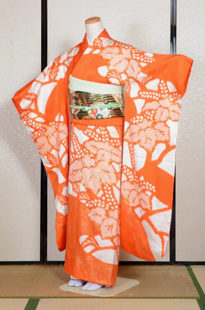 Furisode Kimono FK2-261 Dress Form
