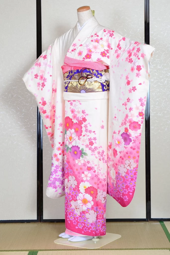 Furisode Kimono FK1-306 Dress Form