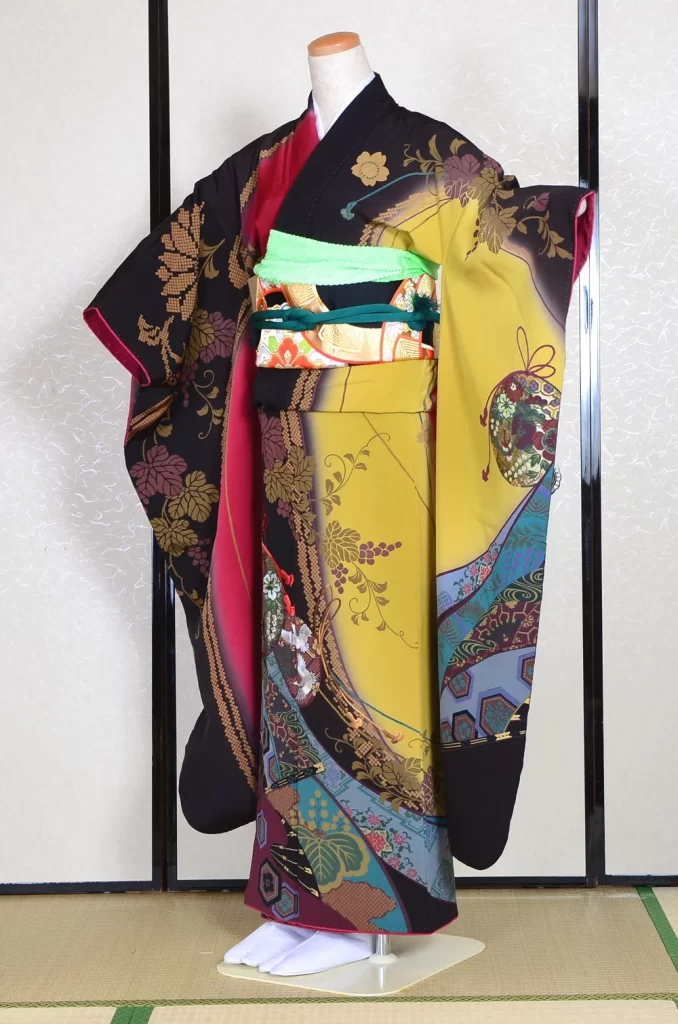 Furisode Kimono FK1-228 Dress Form