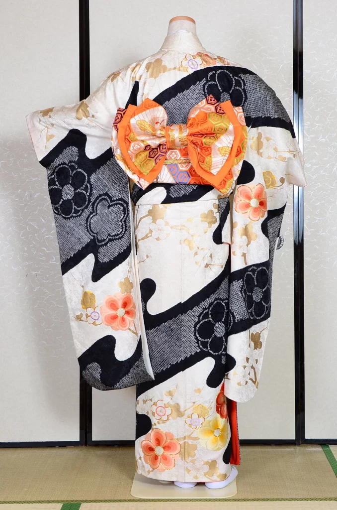 Furisode Kimono Dress Form