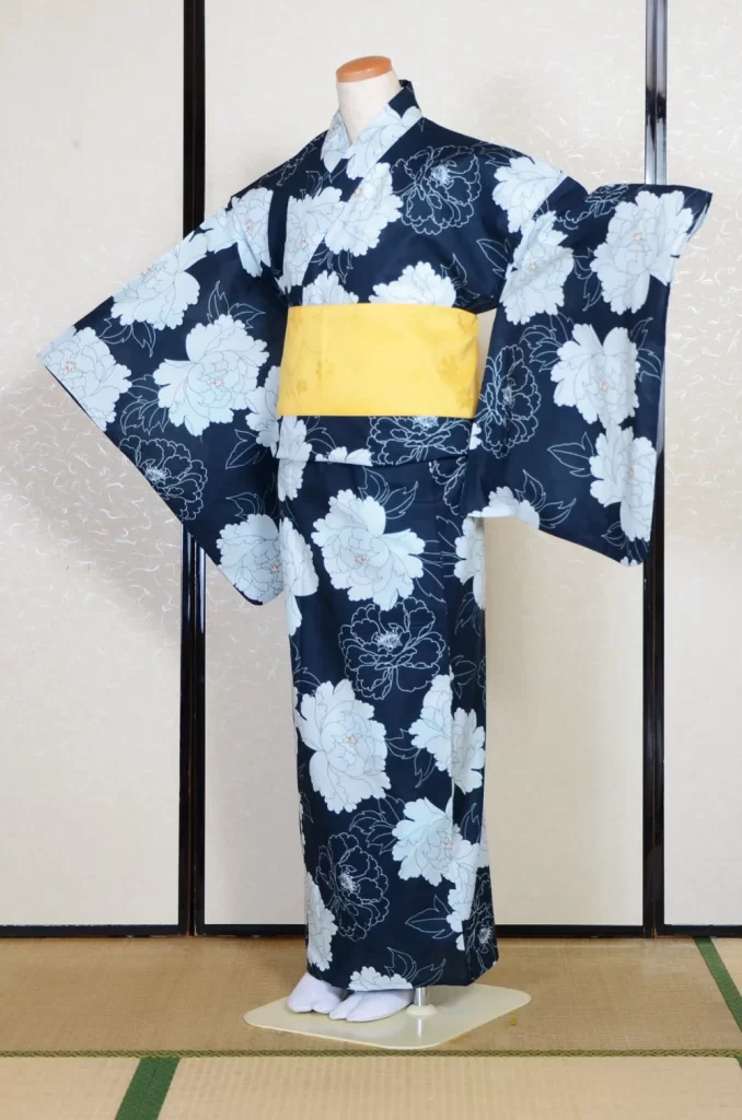Yukata Dress Form